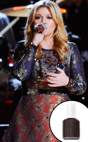 Kelly Clarkson, Essie Kelly Clarkson, Essie